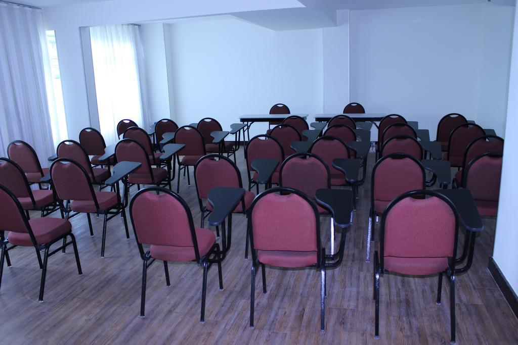 Hotel Vertentes Suítes 3*